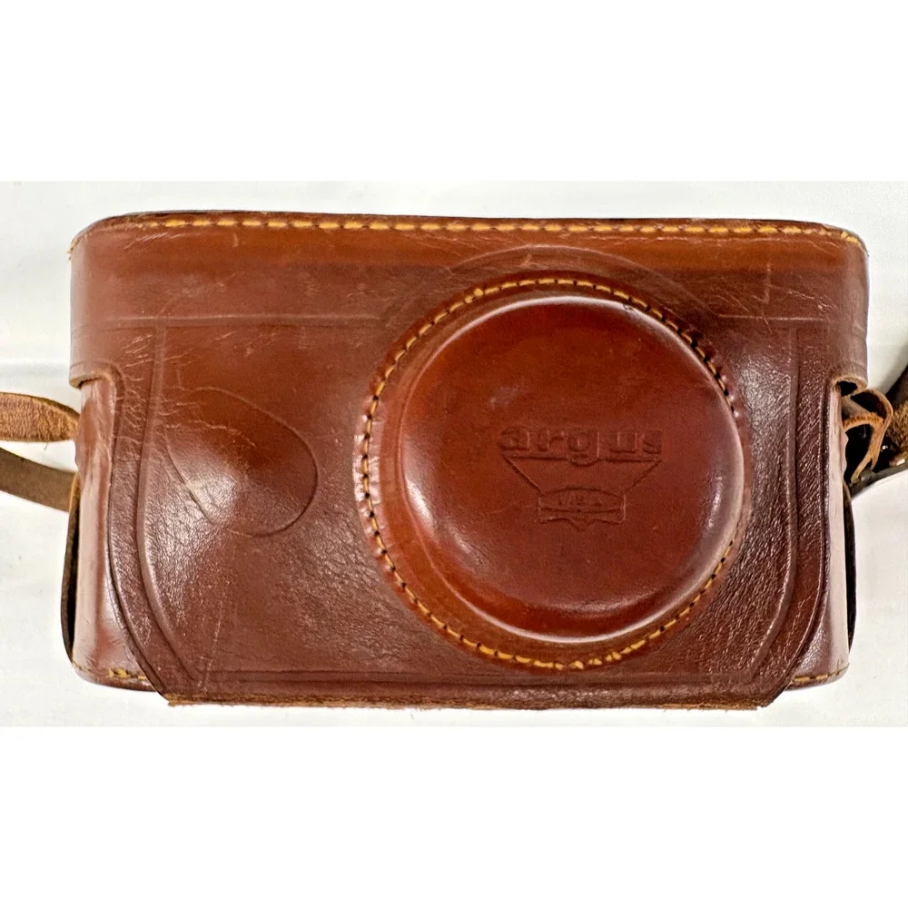 Argus C3 35mm Rangefinder Camera With 50mm Cintar Lens Leather Case Untested